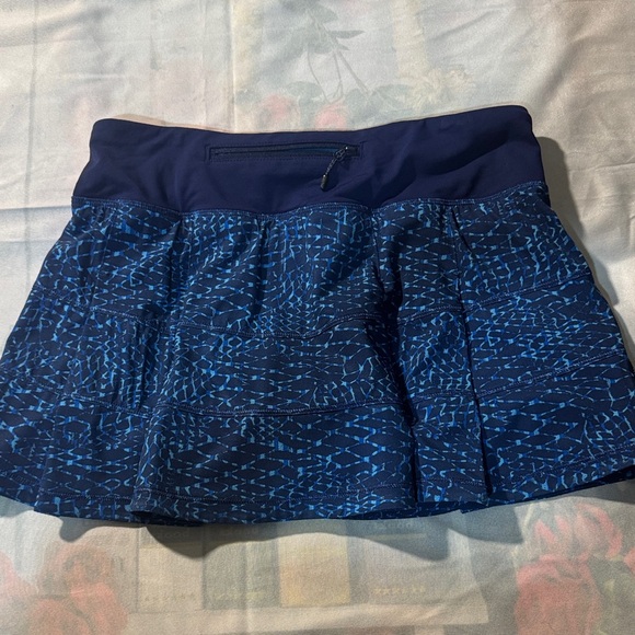 lululemon athletica Navy and Light Blue Patterned Skort - Picture 2 of 3